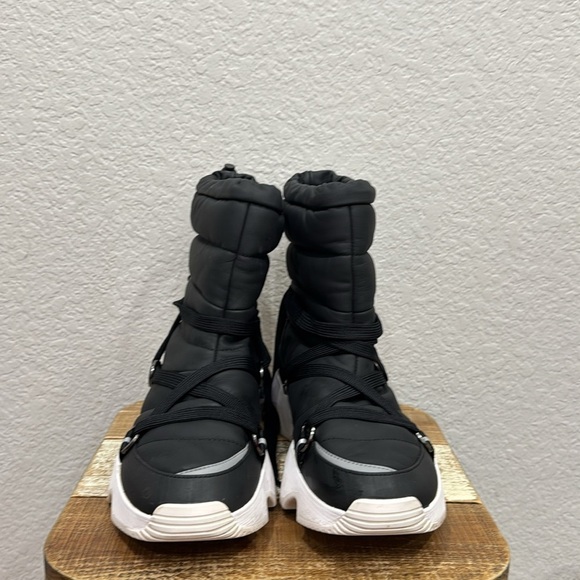 Sorel Kinetic Impact NXT Snow Boots Size 10 - Picture 3 of 8